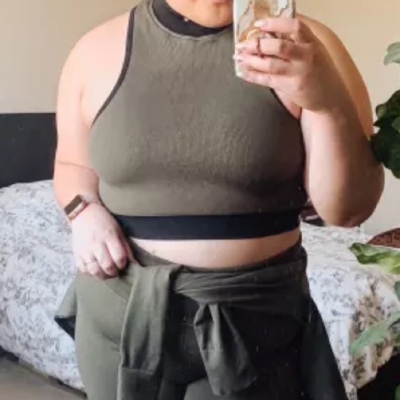 Fabletics Olive Green workout set (sold together) - Picture 4 of 5